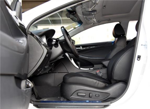 索纳塔 2015款 经典 2.4L 自动领先版 国IV 车厢座椅   前排空间