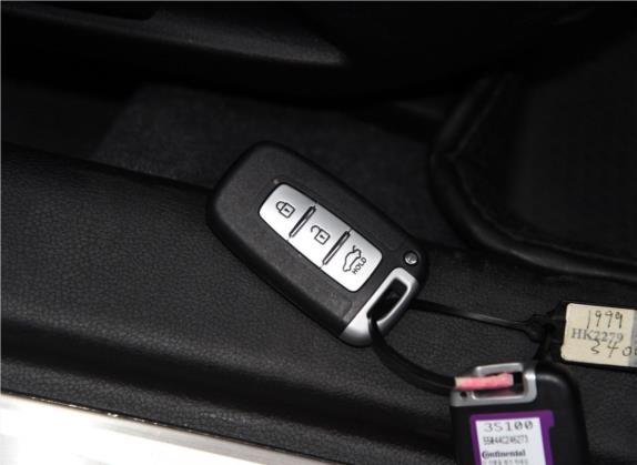 索纳塔 2015款 经典 2.4L 自动领先版 国V 其他细节类   钥匙