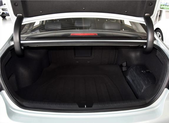 索纳塔 2016款 2.0L hybrid HL豪华型 车厢座椅   后备厢
