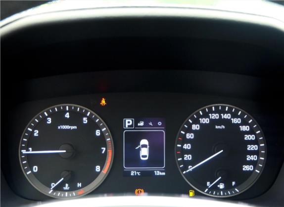 索纳塔 2017款 1.6T GLX领先型 中控类   仪表盘