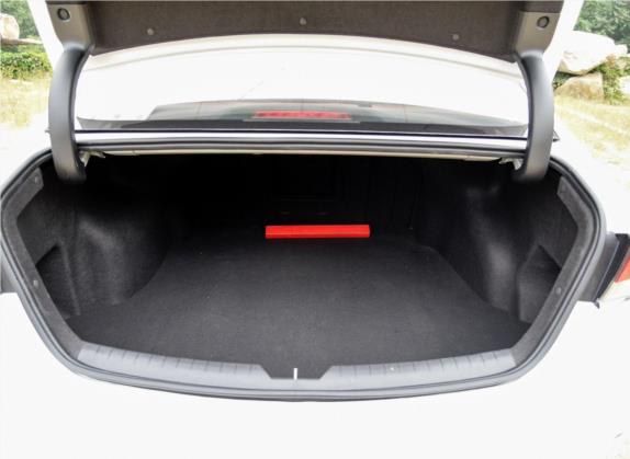 索纳塔 2018款 2.0T TOP旗舰型 国V 车厢座椅   后备厢