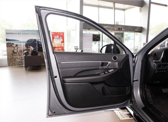 索纳塔 2020款 270TGDi DCT GLS精英版 车厢座椅   前门板