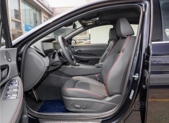 索纳塔 2020款 380TGDi 自动GLS豪华版 车厢座椅   前排空间