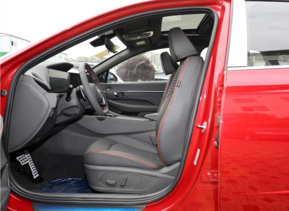 索纳塔 2020款 改款 380TGDi 自动GS智享版 车厢座椅   前排空间