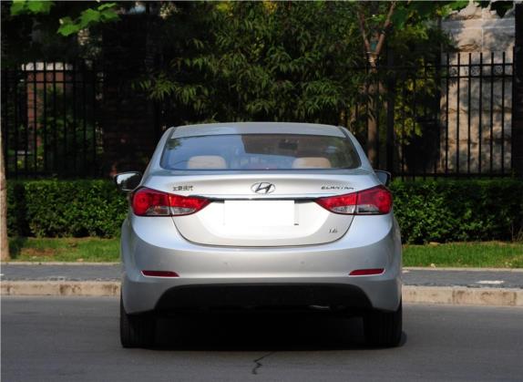 朗动 2012款 1.8L 自动尊贵型 外观   正后