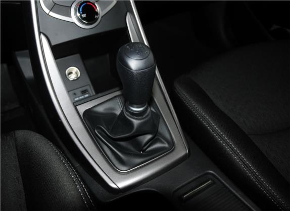 朗动 2012款 1.6L 手动时尚型 中控类   挡把