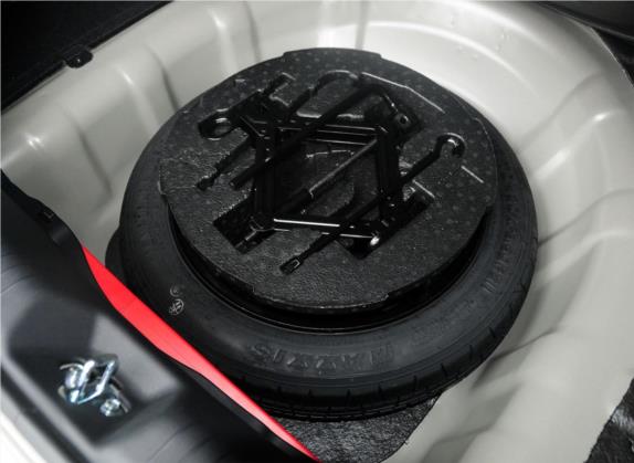 朗动 2012款 1.6L 自动时尚型 其他细节类   备胎