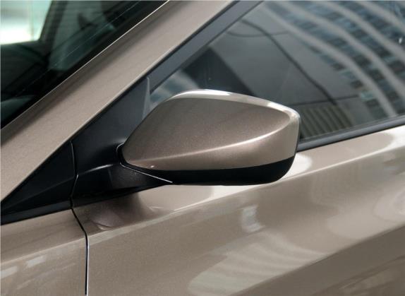 朗动 2012款 1.6L 自动时尚型 外观细节类   外后视镜