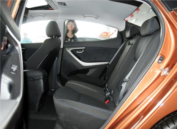 朗动 2012款 1.6L 手动领先型 车厢座椅   后排空间