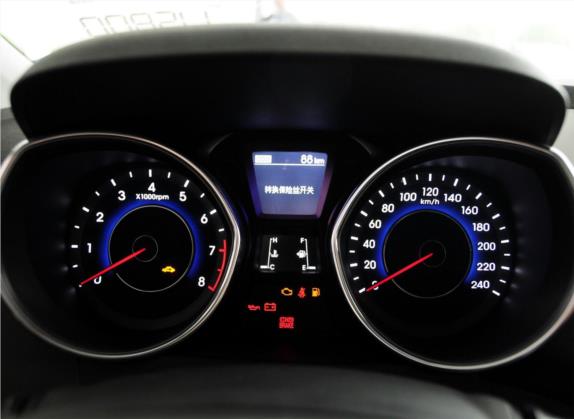 朗动 2012款 1.6L 手动领先型 中控类   仪表盘