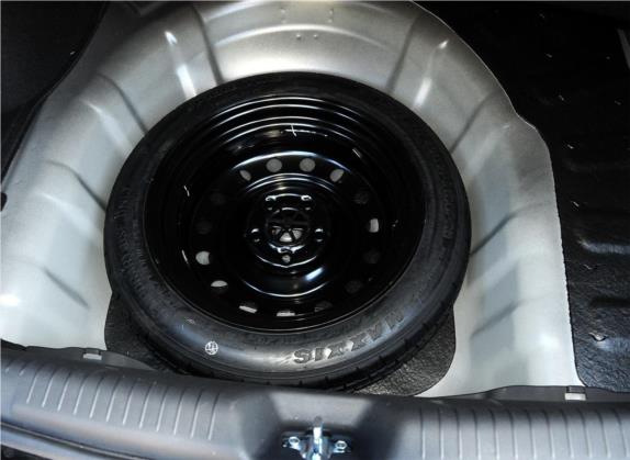 朗动 2012款 1.6L 自动领先型 其他细节类   备胎