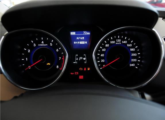 朗动 2012款 1.6L 自动尊贵型 中控类   仪表盘