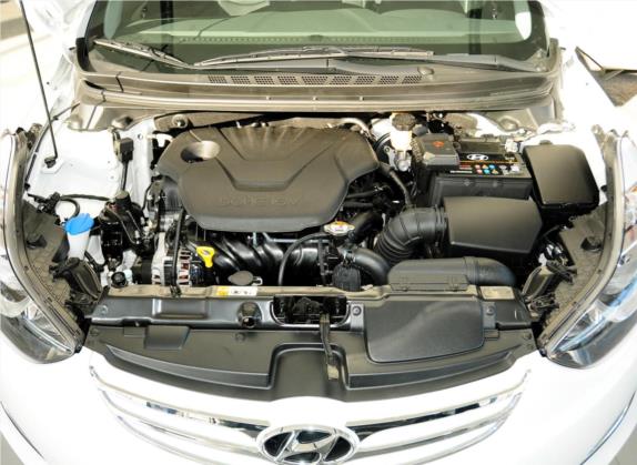 朗动 2013款 1.6L 自动领先型 其他细节类   发动机舱