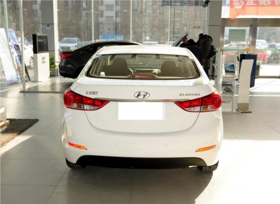 朗动 2013款 1.6L 自动领先型 外观   正后