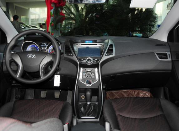 朗动 2015款 1.6L 手动时尚型 中控类   中控全图