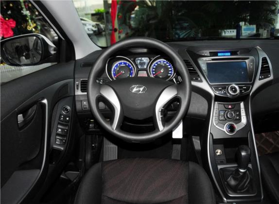 朗动 2015款 1.6L 手动时尚型 中控类   驾驶位