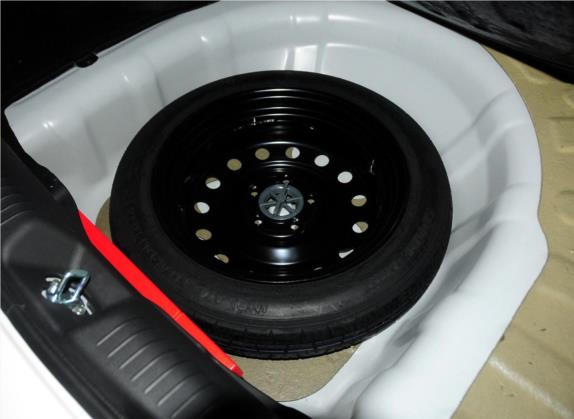朗动 2015款 1.6L 手动时尚型 其他细节类   备胎