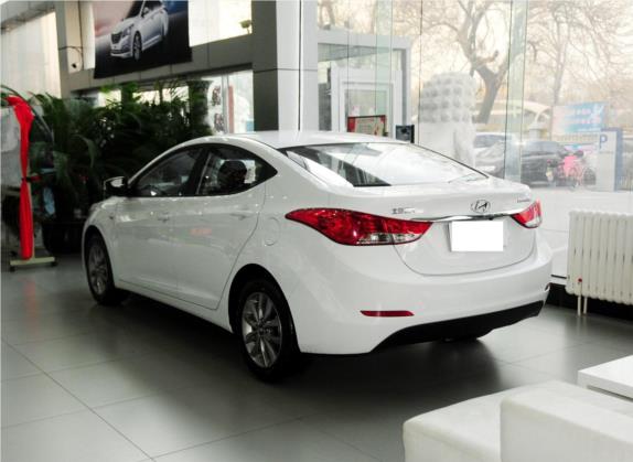 朗动 2015款 1.6L 手动时尚型 外观   斜后