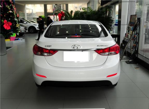 朗动 2015款 1.6L 手动时尚型 外观   正后