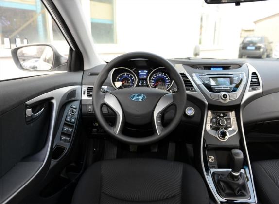 朗动 2015款 1.6L 手动领先型 中控类   驾驶位