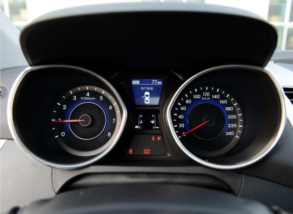 朗动 2015款 1.6L 手动领先型 中控类   仪表盘