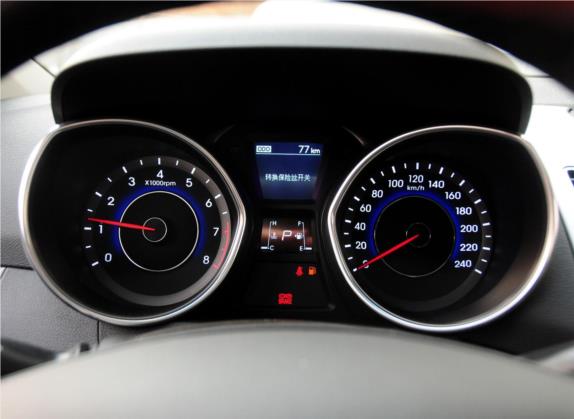 朗动 2015款 1.6L 自动尊贵型 中控类   仪表盘