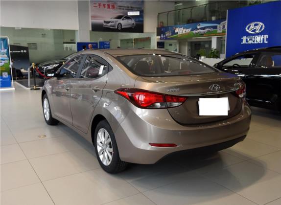 朗动 2016款 1.6L 自动智能型 外观   斜后