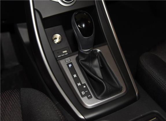 朗动 2016款 1.6L 自动智能型 中控类   挡把