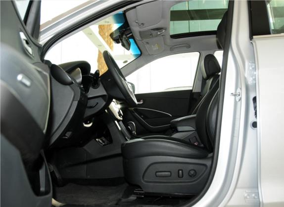胜达 2013款 2.0T 自动四驱尊贵型 车厢座椅   前排空间
