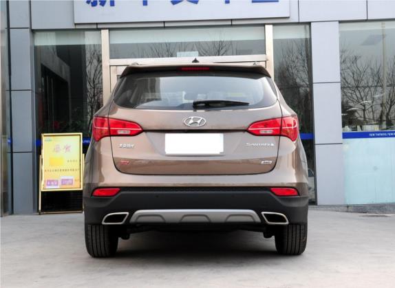 胜达 2013款 改款 2.4L 自动四驱智能型 外观   正后