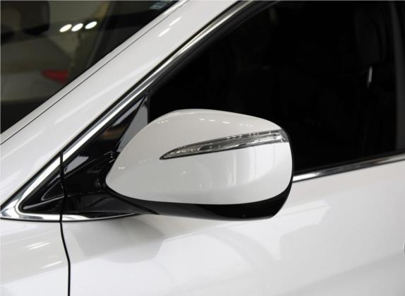 胜达 2015款 2.0T 自动四驱智能型 7座 外观细节类   外后视镜