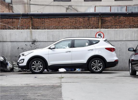 胜达 2015款 2.0T 自动四驱顶级型 7座 外观   正侧