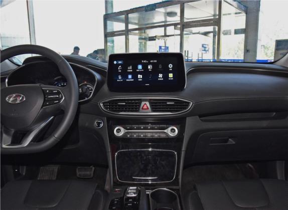 胜达 2019款 380 TGDi GLS 自动两驱豪华版 国VI 中控类   中控台