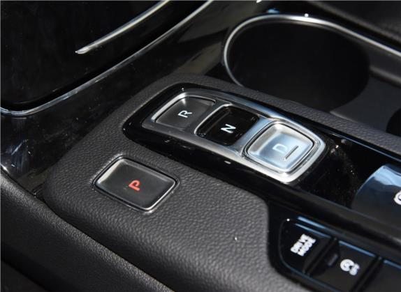 胜达 2019款 380 TGDi GLS 自动两驱豪华版 国VI 中控类   挡把