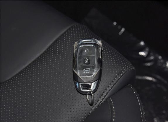 胜达 2019款 380 TGDi GLS 自动两驱豪华版 国V 其他细节类   钥匙