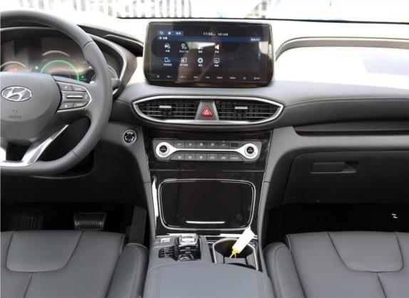 胜达 2019款 380 TGDi DLX 自动两驱智尊版PLUS 国V 中控类   中控台