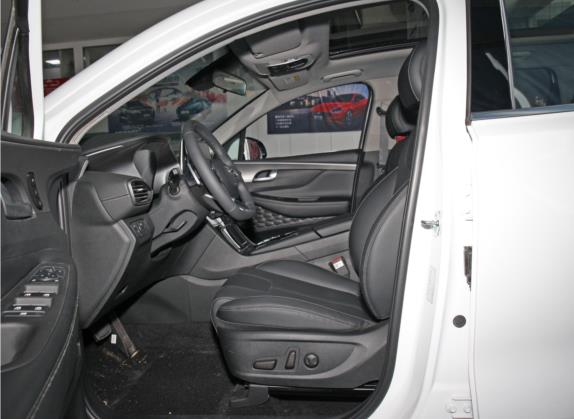 胜达 2020款 380 TGDi 自动四驱DLX HTRAC智尊版 车厢座椅   前排空间