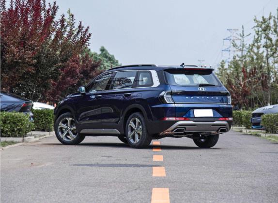 胜达 2023款 旅行家 380T GDi 自动四驱TOP HTRAC旗舰版 外观   斜后