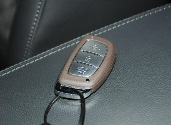 名图 2014款 1.8L 自动智能型GLS 其他细节类   钥匙