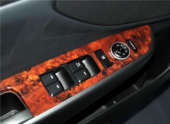 名图 2014款 1.8L 自动尊贵型DLX 车厢座椅   门窗控制