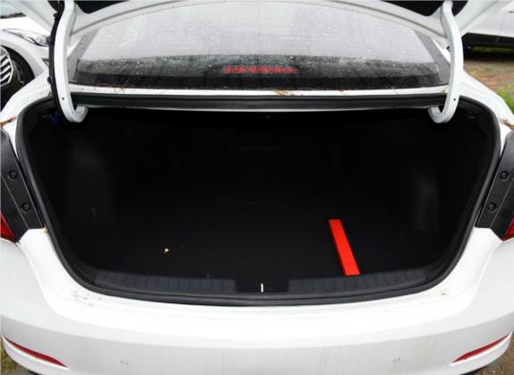 名图 2016款 1.6T 自动旗舰型TOP 车厢座椅   后备厢