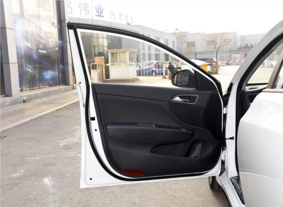名图 2017款 1.8L 自动尊贵型DLX 国V 车厢座椅   前门板