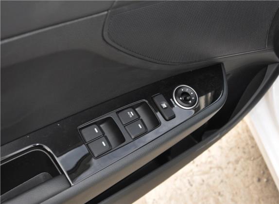 名图 2017款 1.8L 手动舒适型GL 国V 车厢座椅   门窗控制