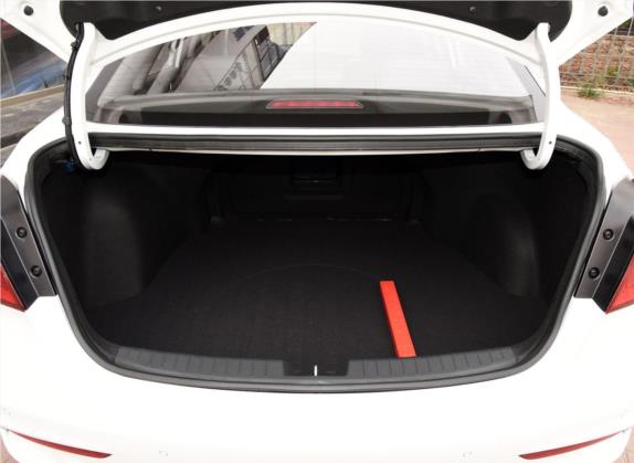 名图 2017款 1.8L 自动智能型GLS 国V 车厢座椅   后备厢