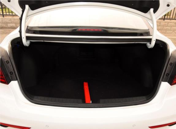 名图 2017款 1.6T 自动旗舰型TOP 国V 车厢座椅   后备厢
