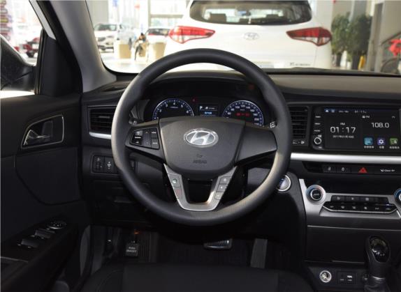 名图 2019款 1.8L 自动智能型GLS纪念款 国V 中控类   驾驶位