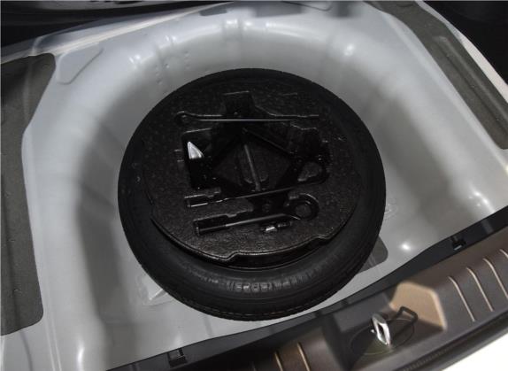 名图 2019款 1.8L 自动智能型GLS纪念款 国V 其他细节类   备胎