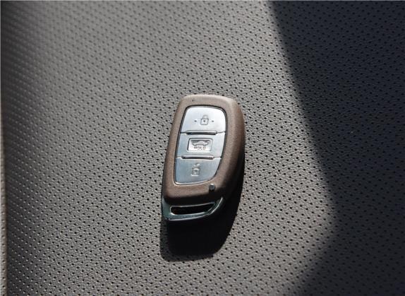 名图 2019款 1.8L 自动智能型GLS纪念款 国V 其他细节类   钥匙