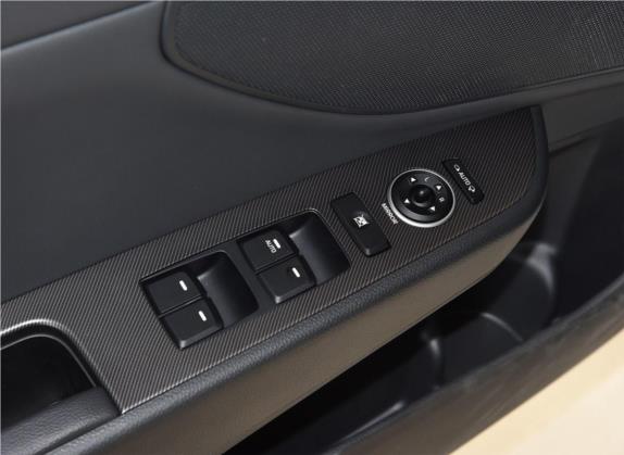 名图 2019款 1.8L 自动智能型GLS纪念款 国V 车厢座椅   门窗控制