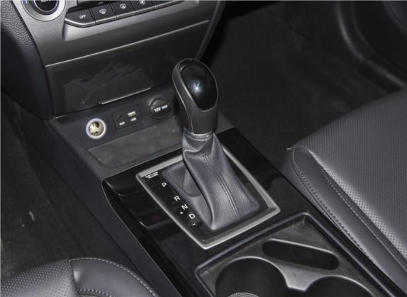 名图 2019款 1.8L 自动智能型GLS 国VI 中控类   挡把